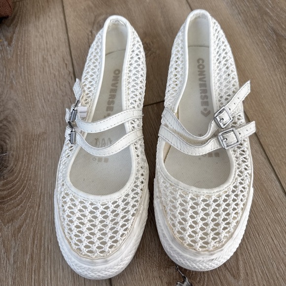 Converse Shoes - Converse Women's White Mesh Mary Jane Flats Buckle Strap Round Toe Sz 7M